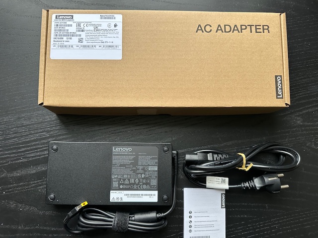 Lenovo 300w adapter